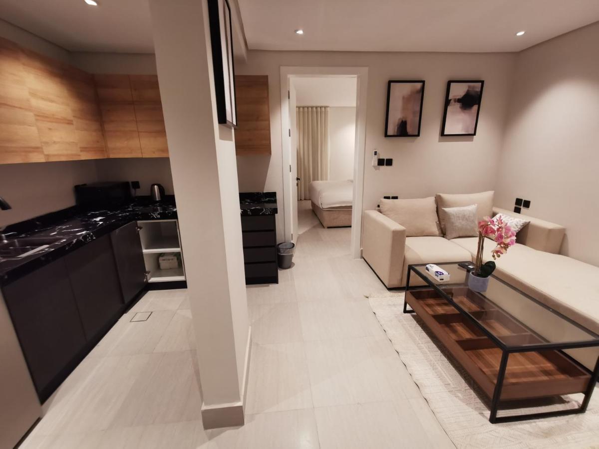 Apartment شقة فاخرة بالقرب من البوليفارد دخول ذاتي A14 *